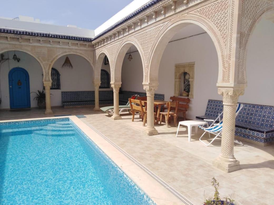 Maison Typiques Houmt Souk  Exteriör bild